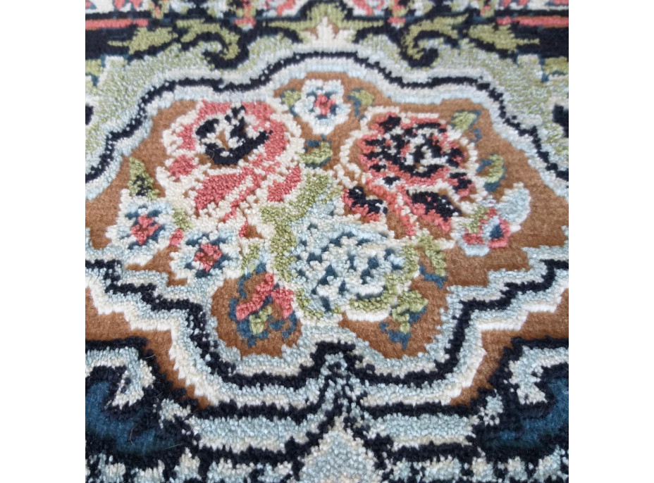 Kusový koberec Luxury Prost - krémový