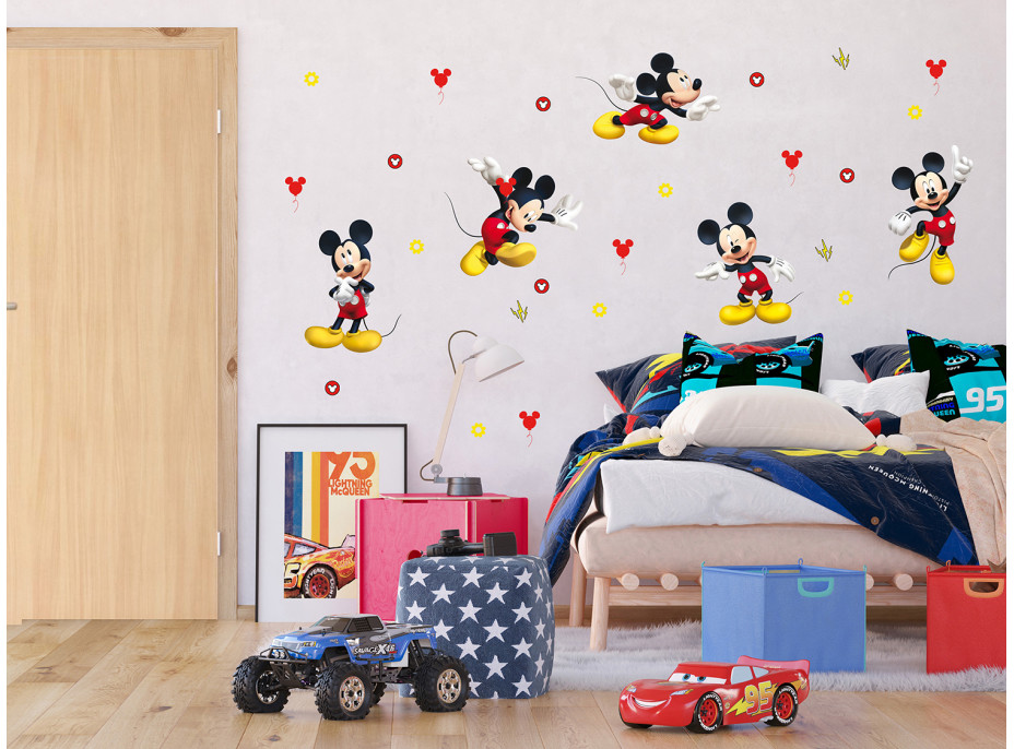 Detská samolepka na stenu - DISNEY - Mickey pózuje - 65x85 cm