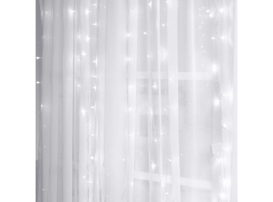 Svetelný záves na drôtiku s diaľkovým ovládačom 3x3 m - 300 LED - studená biela