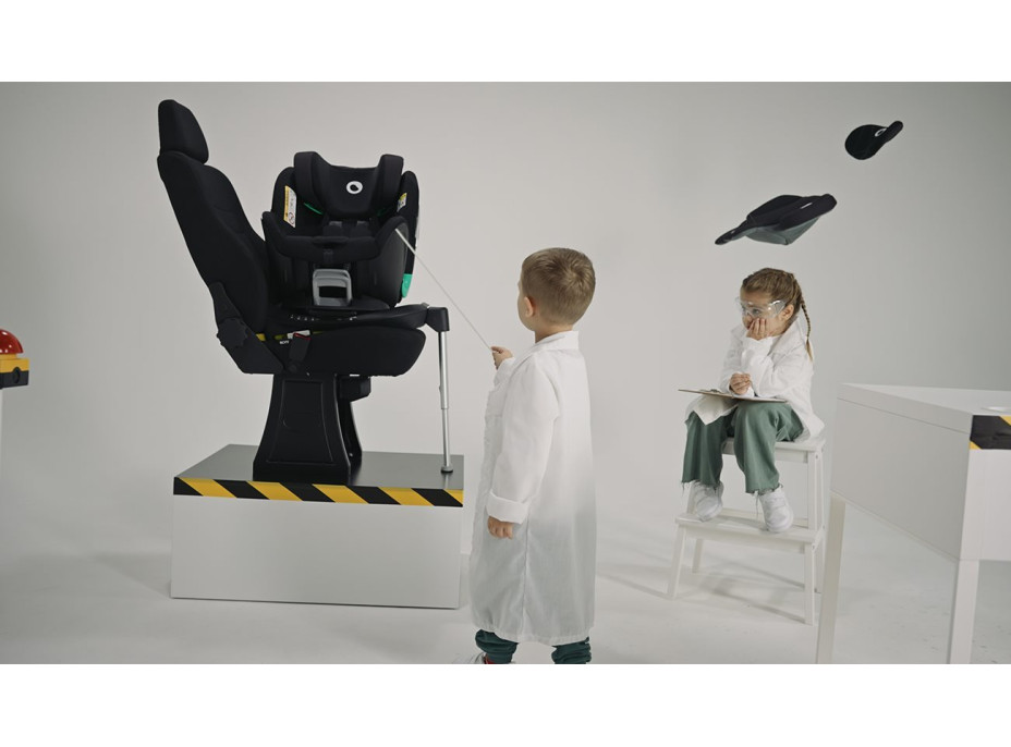 LIONELO Autosedačka Antoon Plus Isofix 0-18 kg Black Onyx