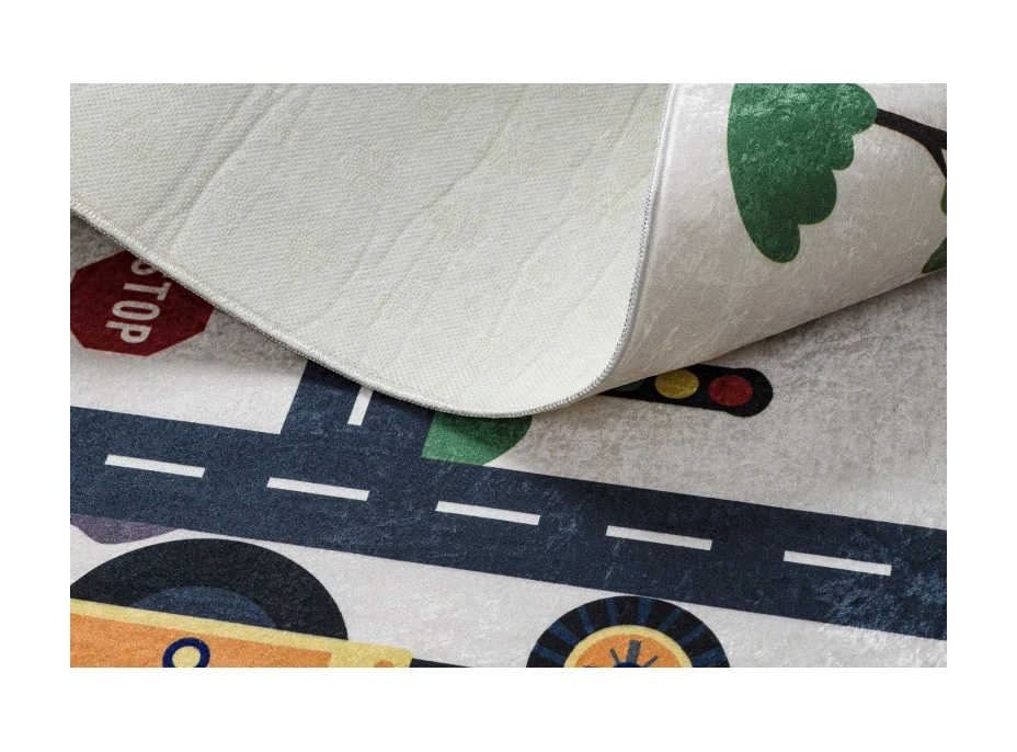 Detský kusový koberec Bambino 2223 Streets cars cream