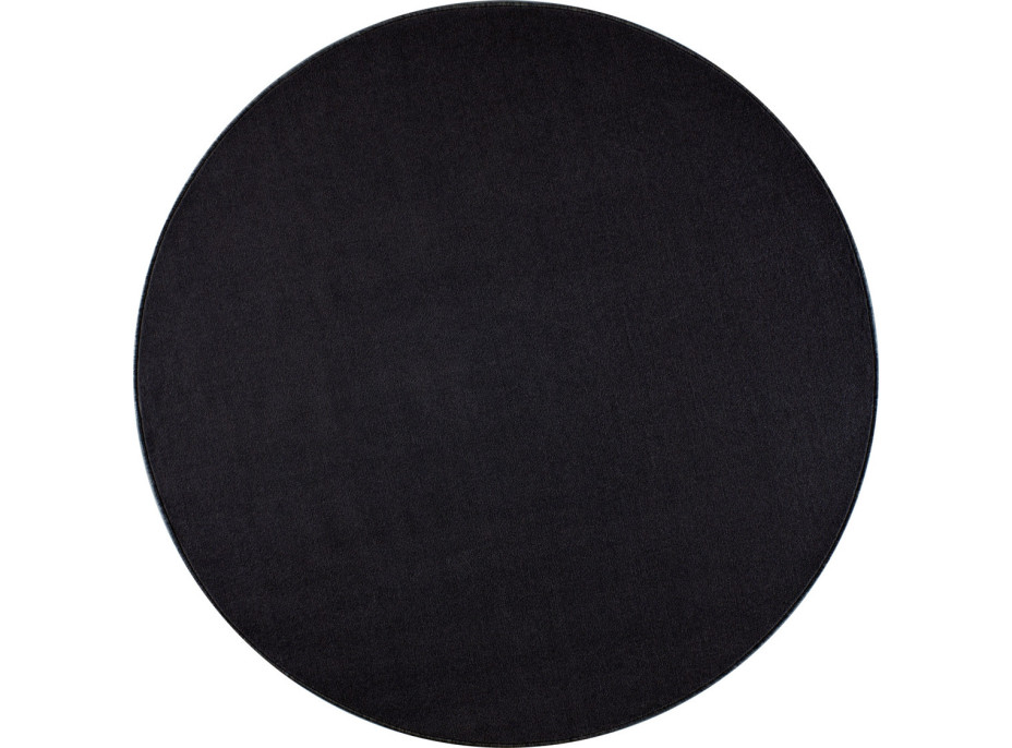 Kusový koberec Nasty 102055 black circle