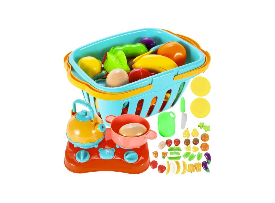 Zelenina a ovocie na krájanie v nákupnom košíku