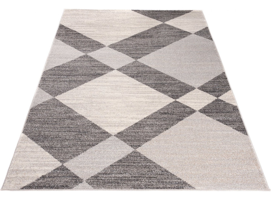 Kusový koberec SARI Geometry - tmavo šedý/sivý