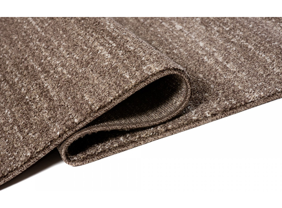 Kusový koberec SARI Mono - svetlo hnedý