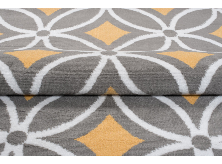 Kusový koberec MAYA Pattern - žltý/sivý