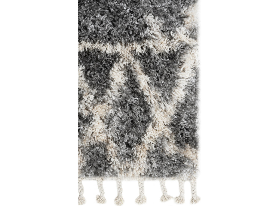 Kusový koberec AZTEC tmavo šedý - typ I