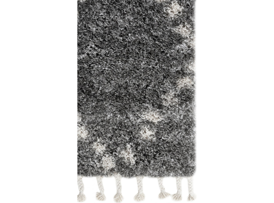 Kusový koberec AZTEC tmavo šedý - typ G