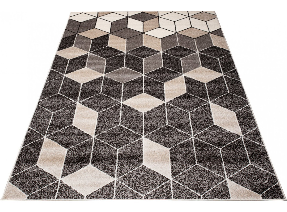 Kusový koberec FIESTA Cubec - tmavo šedý/sivý