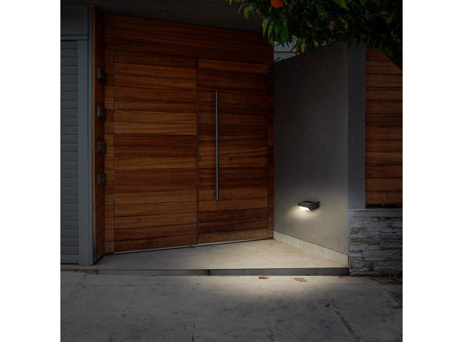 LED vonkajšie nástenné osvetlenie Crotone, 7W, 450lm, 3000K, náklopné
