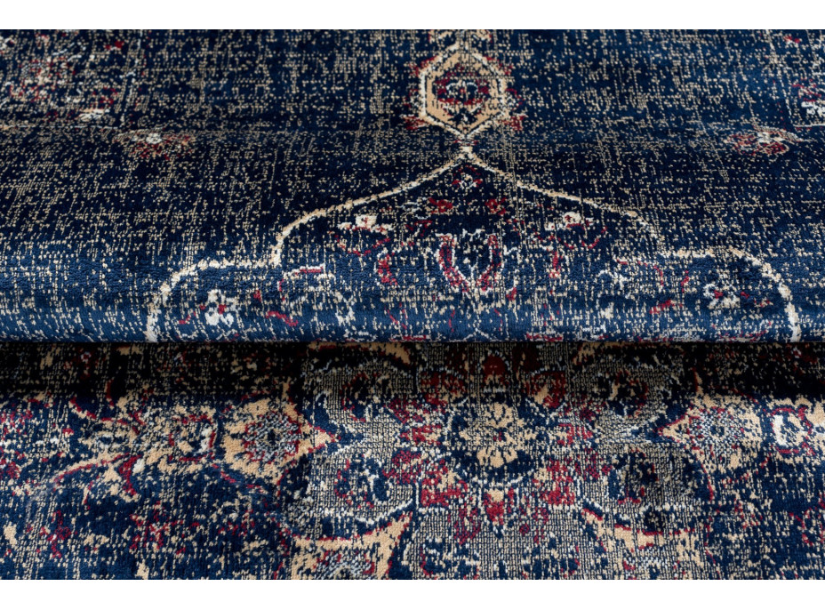 Kusový koberec ISFAHAN Malek - tmavo modrý