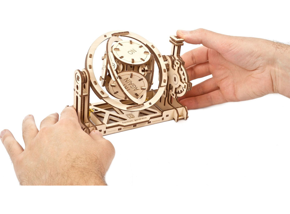 UGEARS 3D puzzle Náhodný generátor 160 dielikov