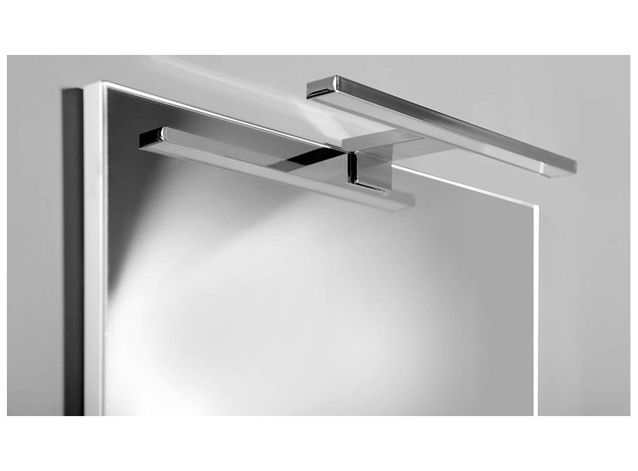 Aqualine SERAPA LED svietidlo 5W, 230V, 300x40x100mm, plast, chróm SA147