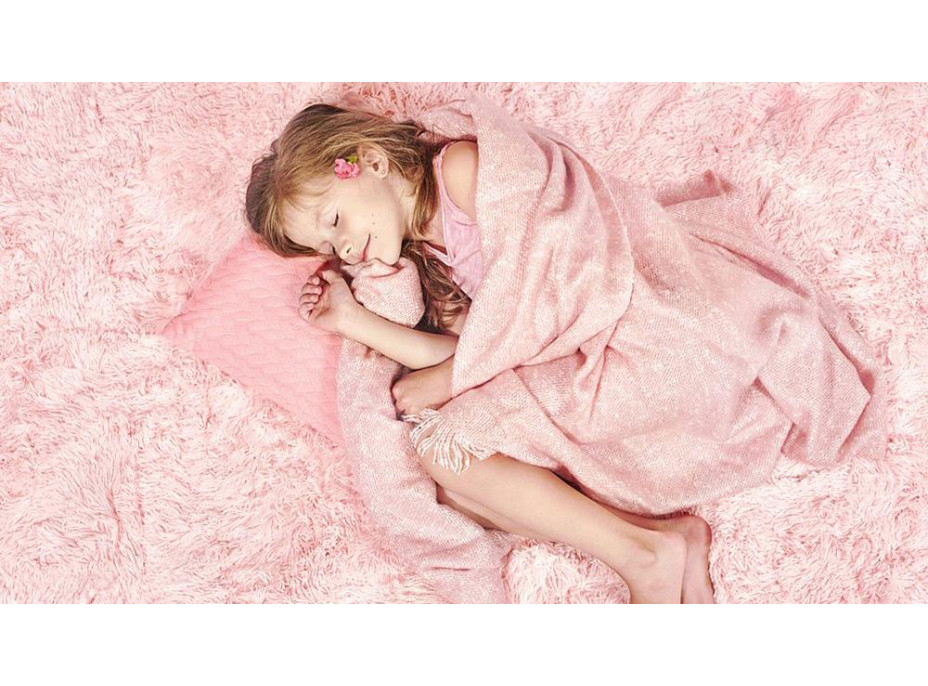 Plyšový detský koberec MAX svetlo ružový.