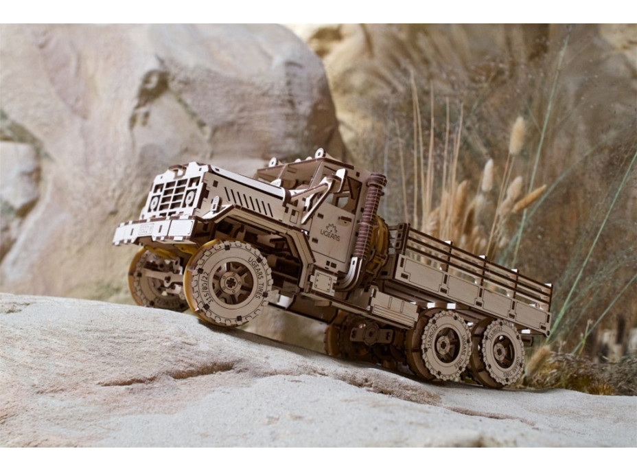 Ugears 3D drevené mechanické puzzle Nákladné auto CARGO