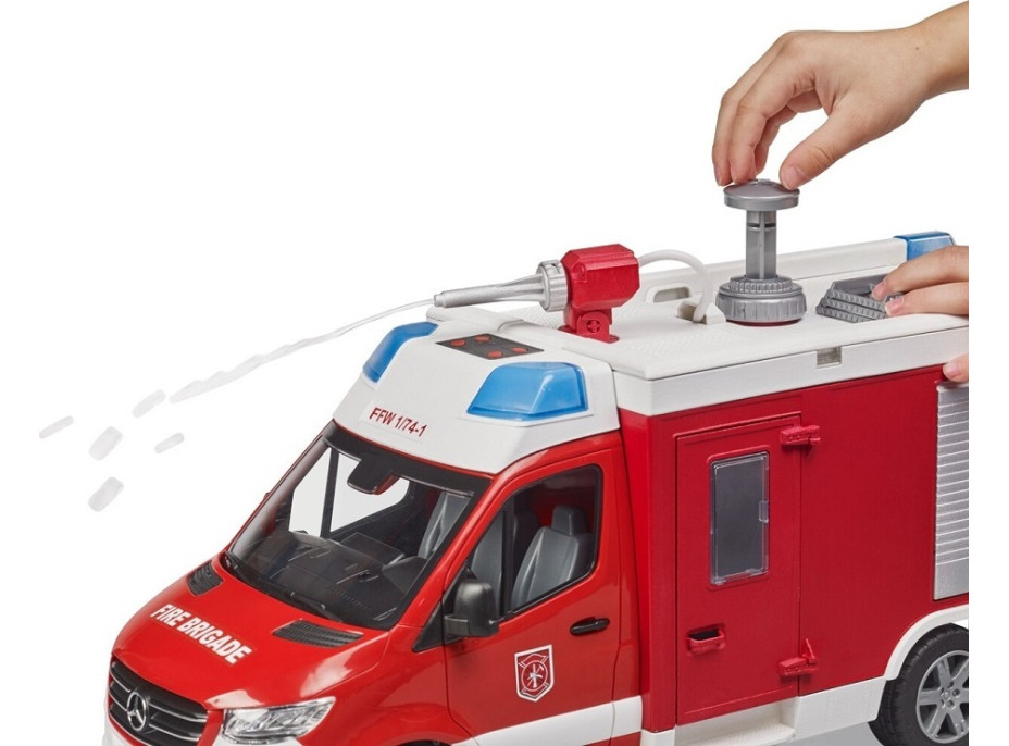 Bruder Hasičské vozidlo MB Sprinter so svetelným a zvukovým modulom