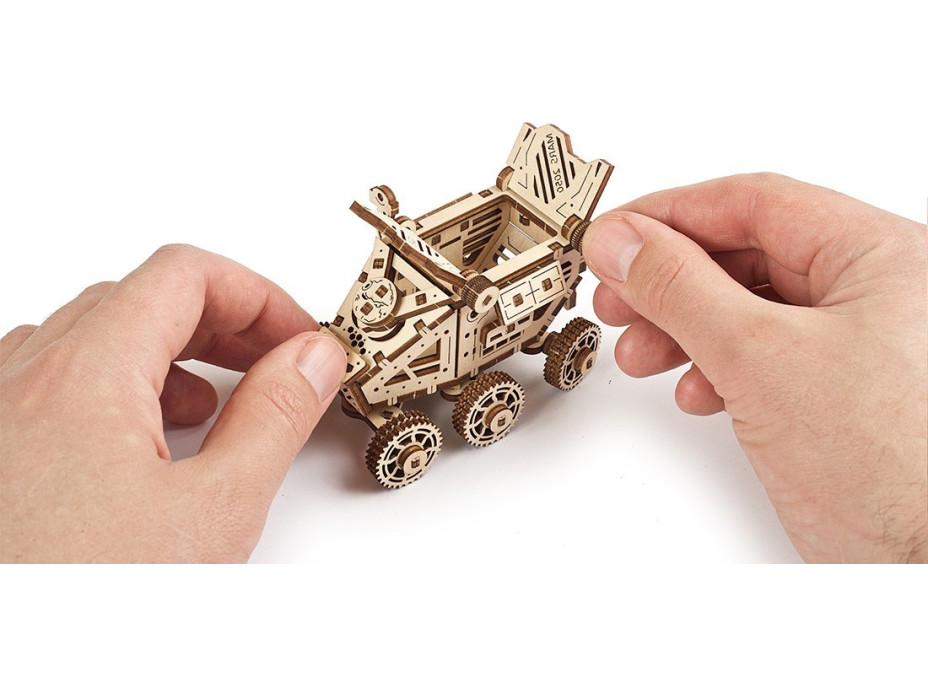 Ugears 3D drevené mechanické puzzle Bugina z Marsu