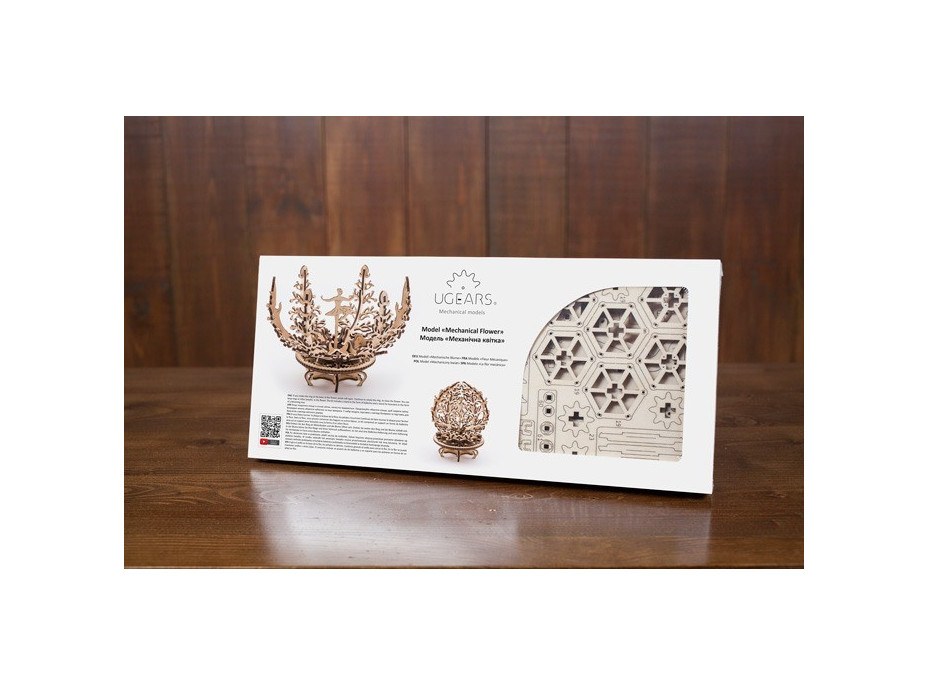 Ugears 3D drevené mechanické puzzle Kvetina
