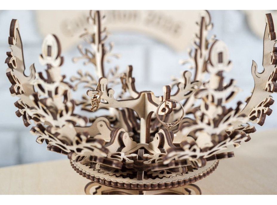 Ugears 3D drevené mechanické puzzle Kvetina