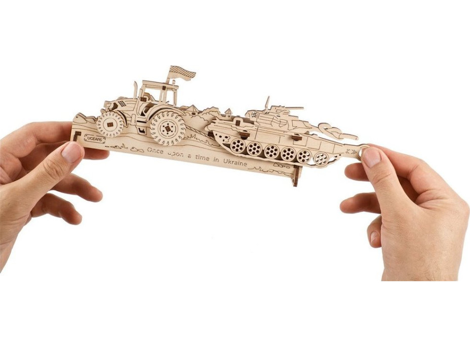 Ugears 3D drevené mechanické puzzle Brave UA Tractor