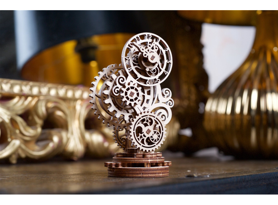 UGEARS 3D puzzle Steampunkové hodiny 2.0, 40 dielikov