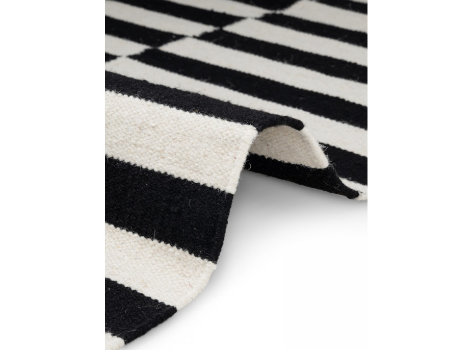 Kusový koberec Donna 106207 Black White
