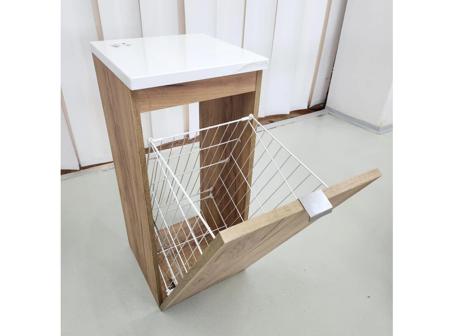 ZOSTAVNÉ: Kúpeľňová závesná skrinka KAPA dub zlatý - nízka spodná s košom na bielizeň