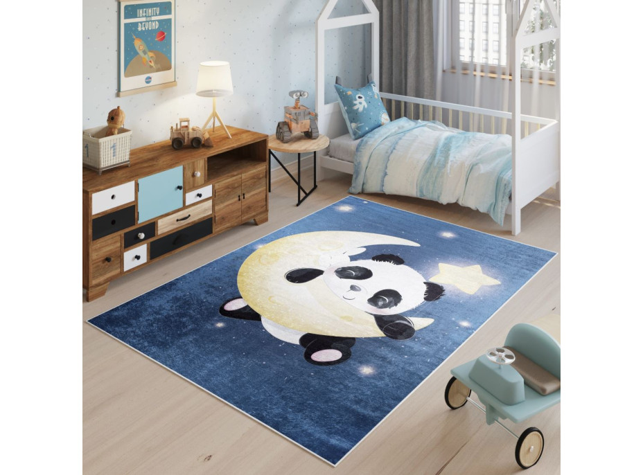 Detský koberček EMMA - Panda na mesiaci
