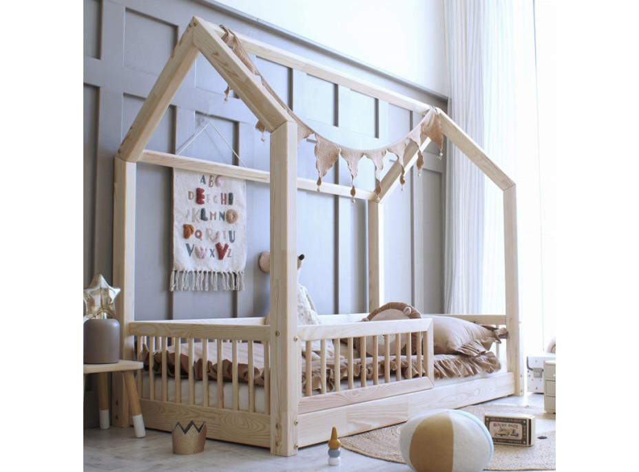 Detská domčeková Montessori posteľ z masívu borovice PIOLI - 200x90 cm