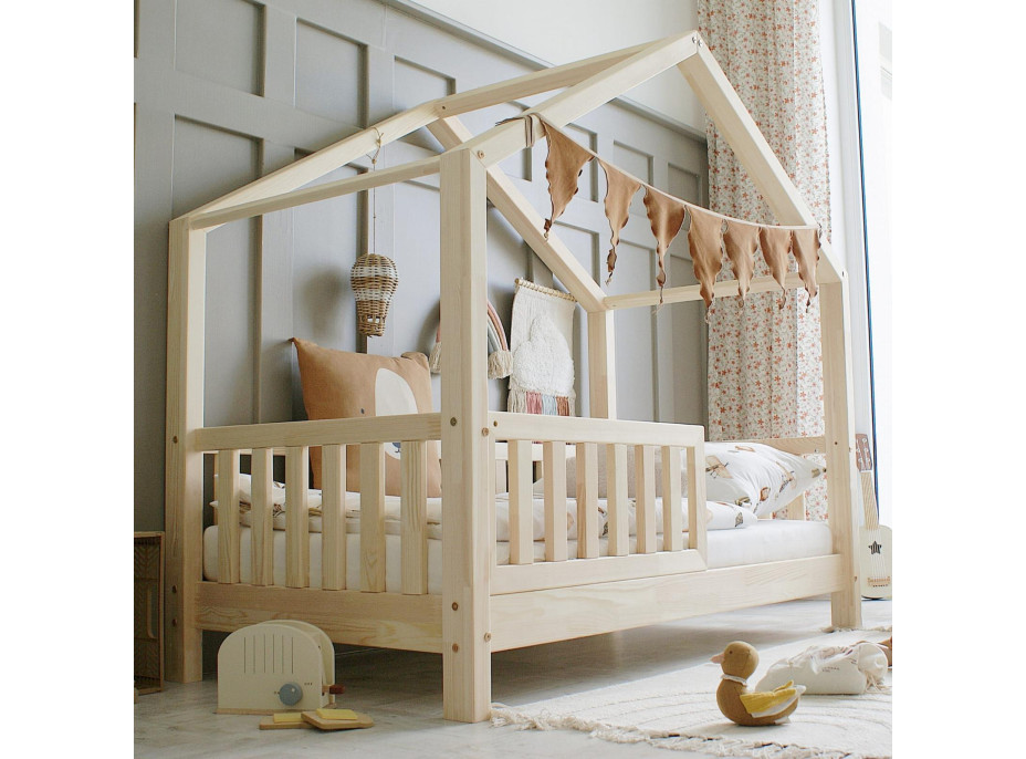 Detská domčeková posteľ z masívu borovice Bedhouse FENCE (so šuplíkom/s prístelkou) - 200x90 cm