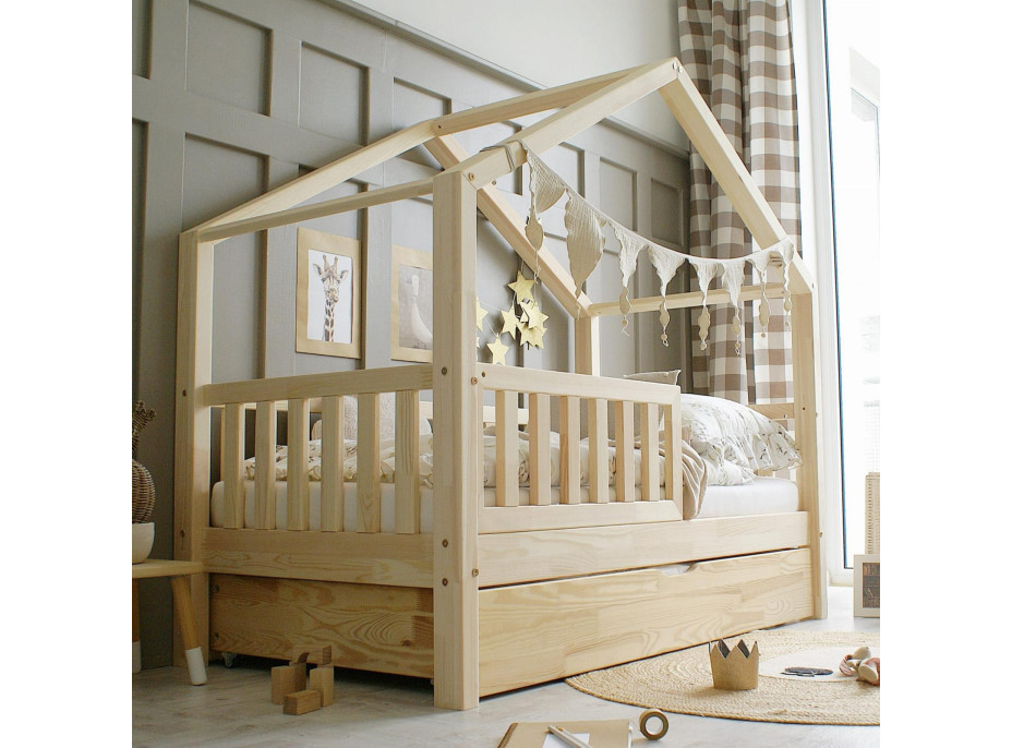 Detská domčeková posteľ z masívu borovice Bedhouse FENCE (so šuplíkom/s prístelkou) - 180x80 cm