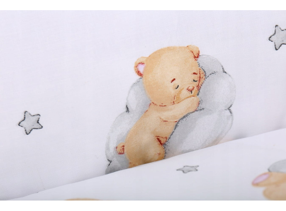 Detské bavlnené obliečky do postieľky 135x100 cm BABYMAM PREMIUM - Medvedík v oblakoch