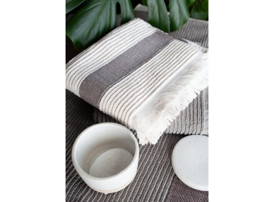 Bavlnený uterák so strapcami FALA - 50x90 cm - 500g/m2 - ecru