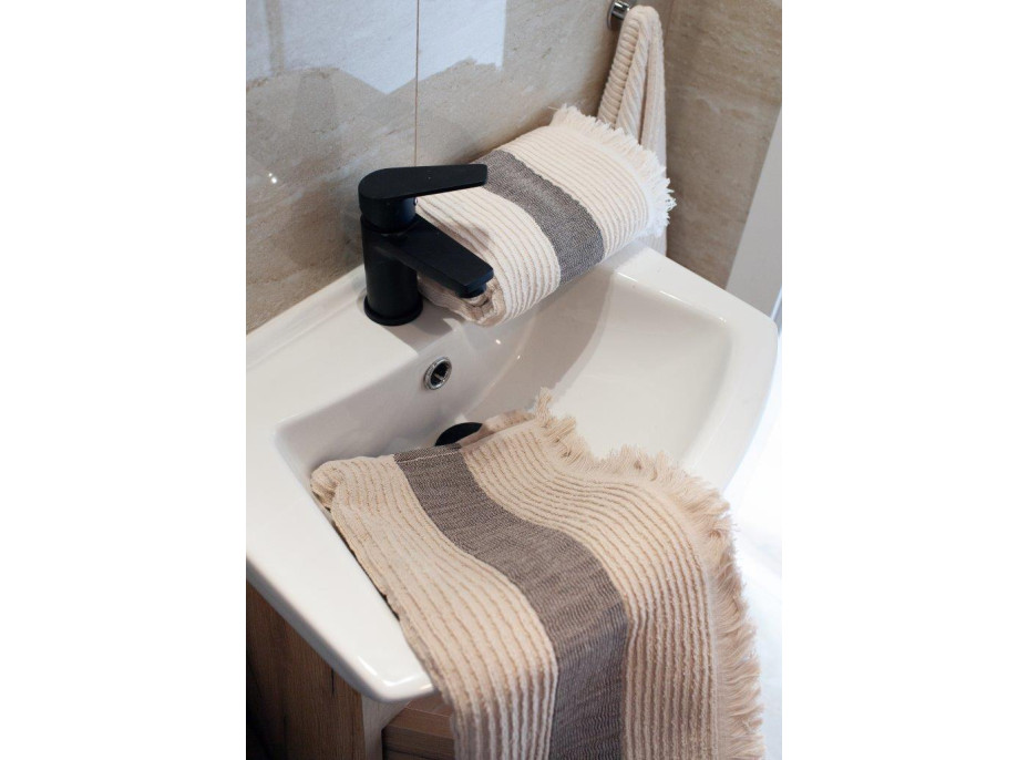 Bavlnený uterák so strapcami FALA - 70x140 cm - 500g/m2 - ecru