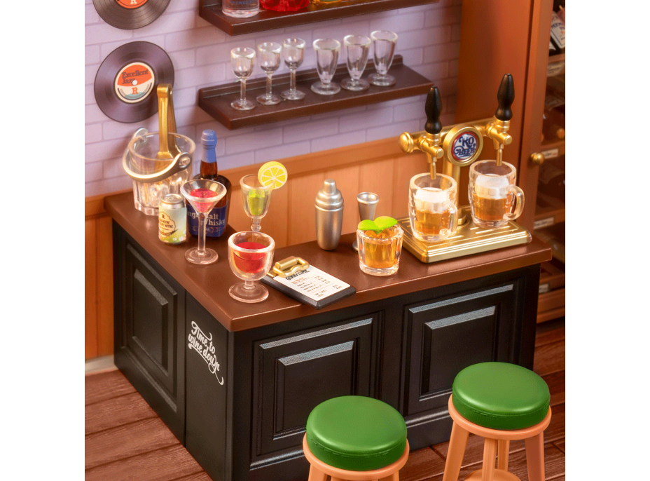ROBOTIME Rolife DIY House: Krčmička Cheers s LED osvetlením 142 dielikov