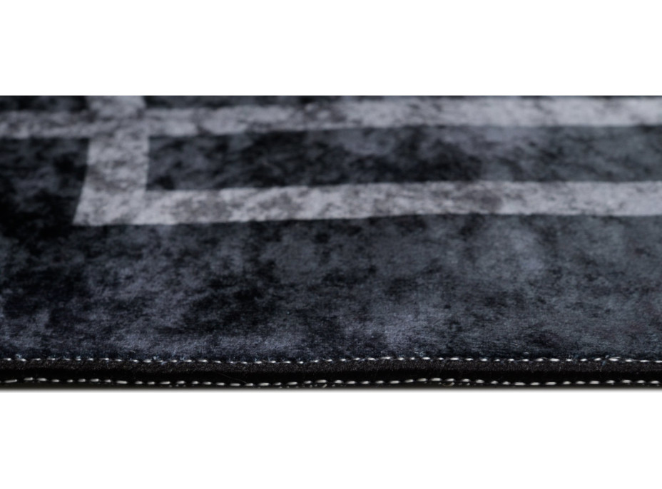 Kusový koberec VICTORIA Tarsus - bílý/černý