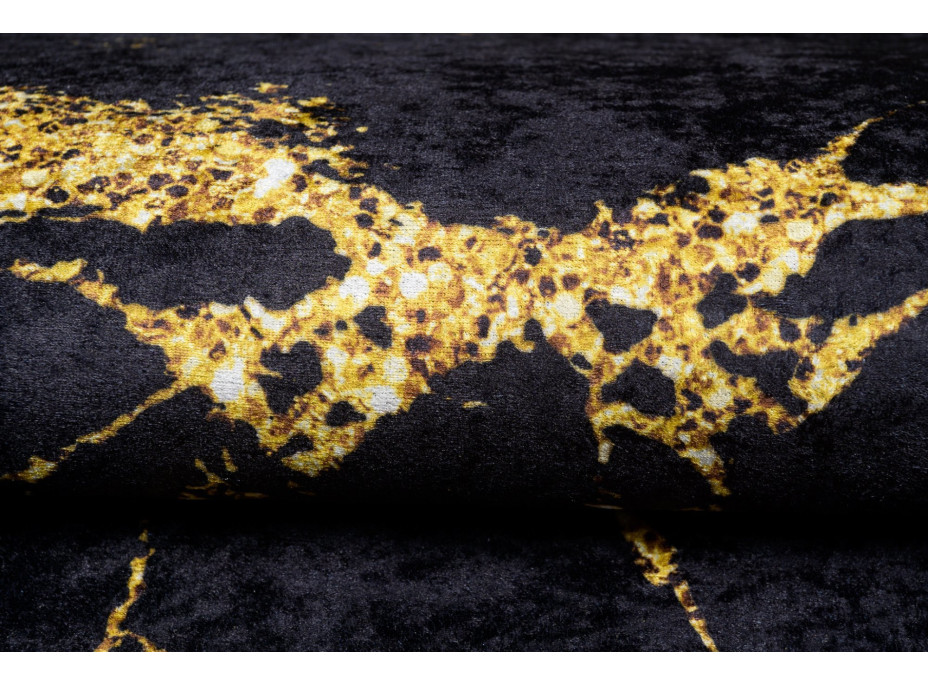 Kusový koberec TOSCANA Marble - černý/zlatý
