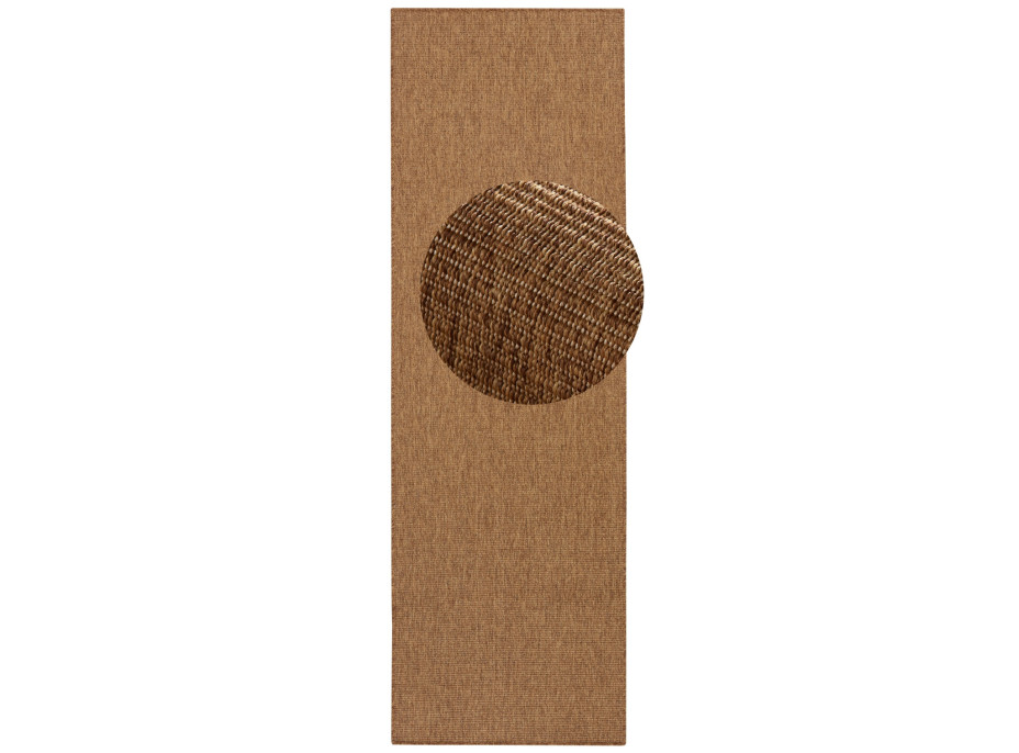 Behúň Nature 103530 Brown – na von aj na doma