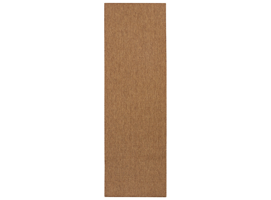 Behúň Nature 103530 Brown – na von aj na doma