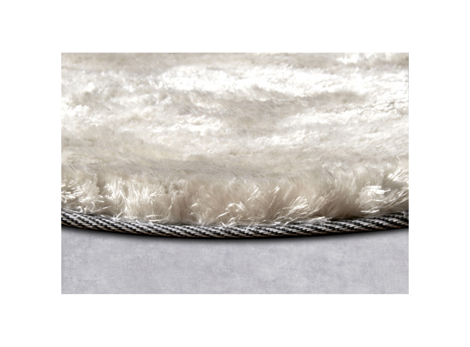 Kusový koberec Cosy 106111 Cream kruh z kolekcie Elle