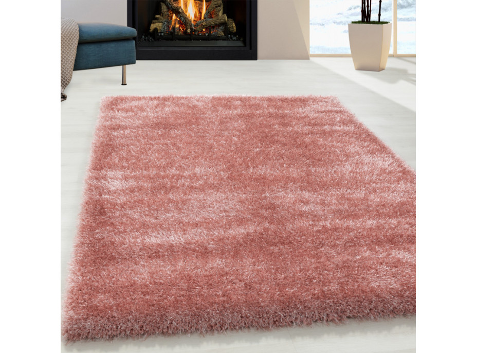 Kusový koberec Brilliant Shaggy 4200 Rose, 60x110 cm