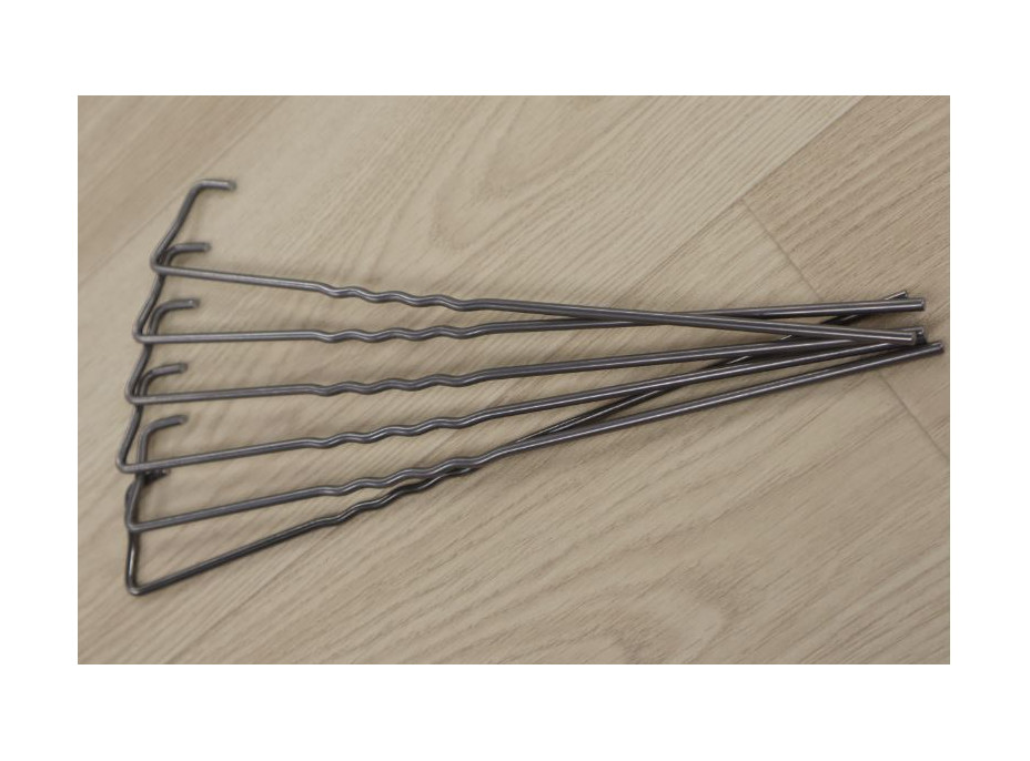 Oceľová kotviaca skoba (kolík) na umelej trávy 20cm