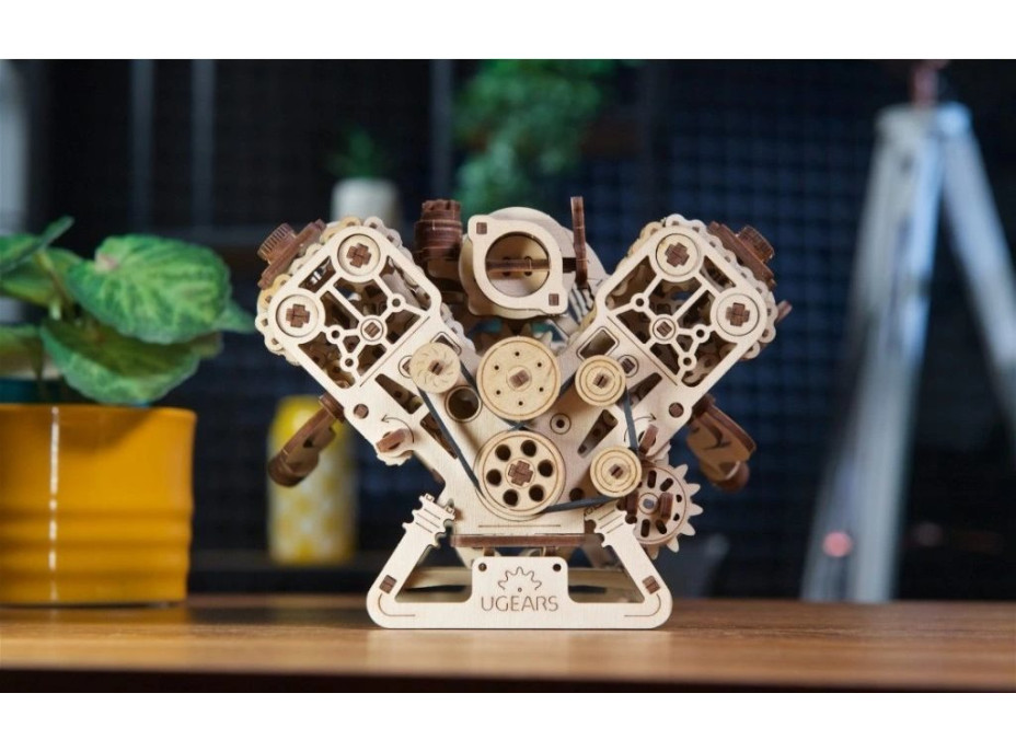 UGEARS 3D puzzle Motor V8, 776 dielikov