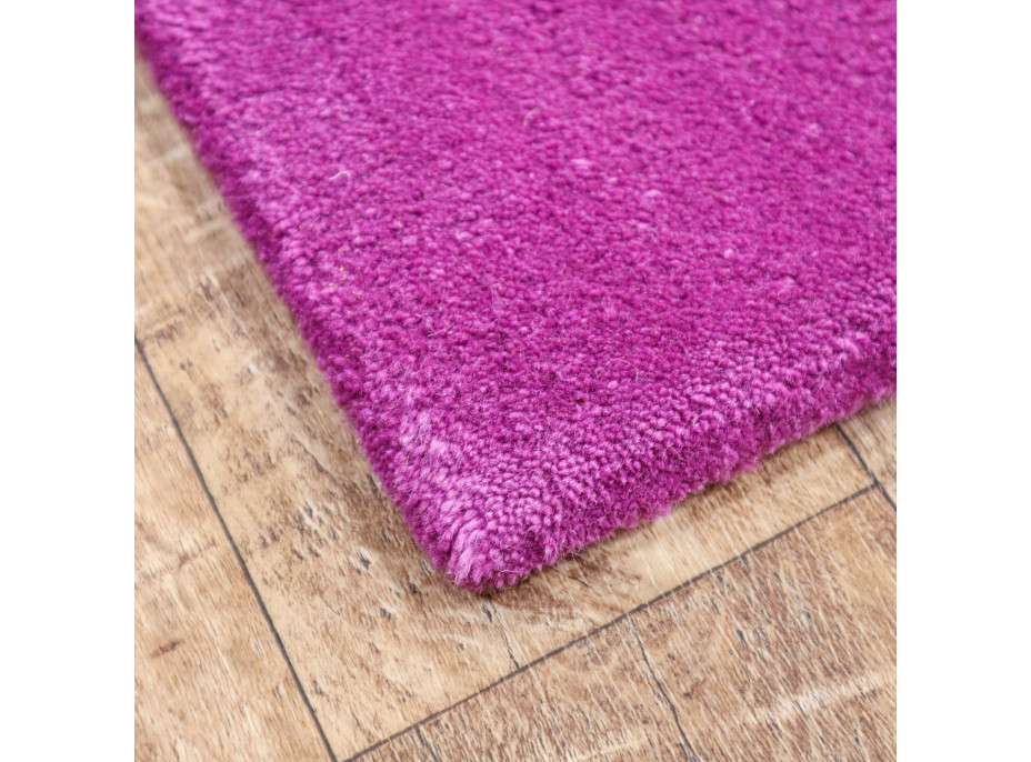 Ručne všívaný kusový koberec Asra wool lila