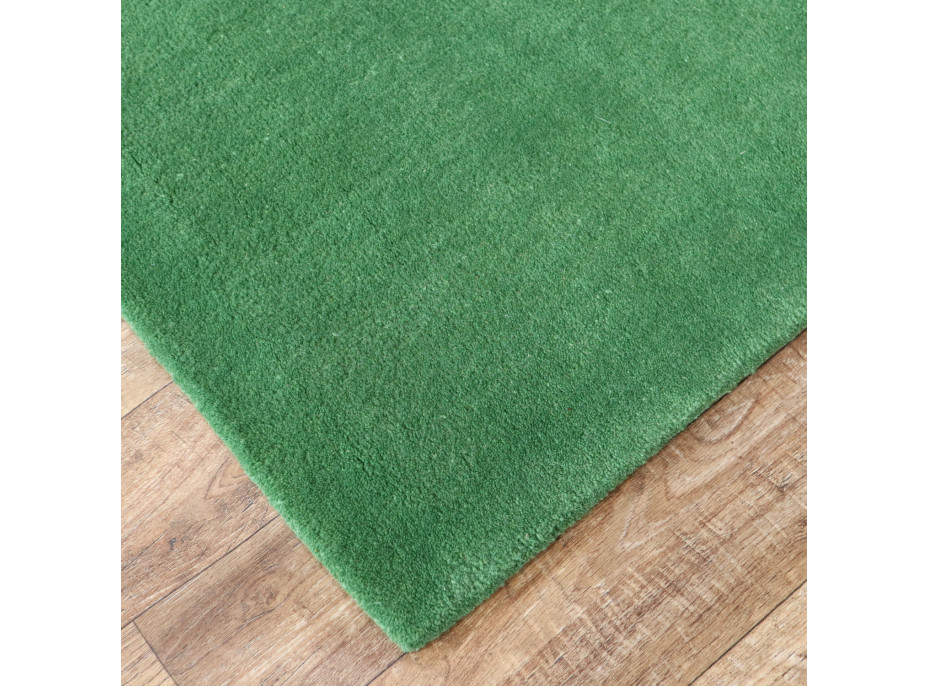 Ručne všívaný kusový koberec Asra wool sv. zelená