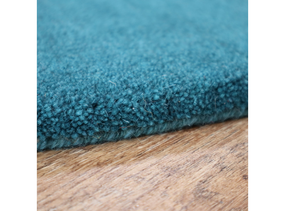 Ručne všívaný kusový koberec Asra wool petrolej