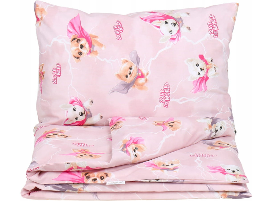 Detské bavlnené obliečky do postieľky 120x90 cm BABYMAM PREMIUM - Super psíci - ružové