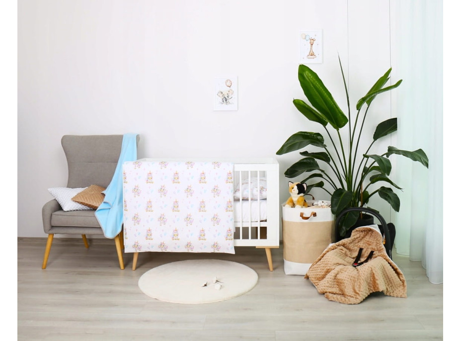 Detské bavlnené obliečky do postieľky 135x100 cm BABYMAM PREMIUM - Veselý jednorožec