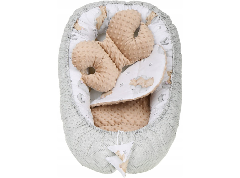 Obojstranné hniezdočko (kokon) pre bábätko - BABYMAM PREMIUM set 7v1 - Medvedík v oblakoch s béžovou minkou