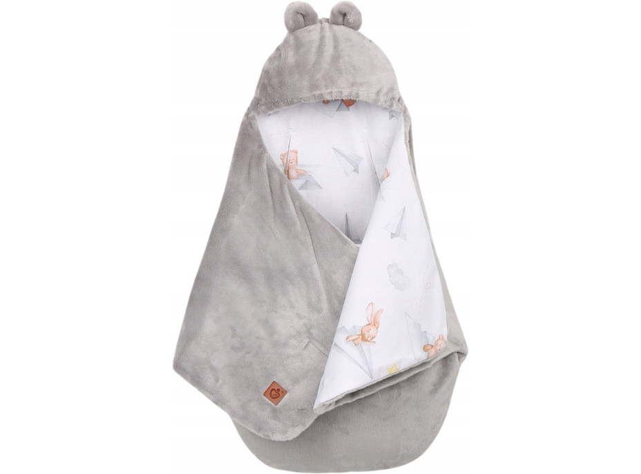 Plyšová zavinovačka s kapucňou BABYMAM do autosedačky - Let lastovičkou/sivá